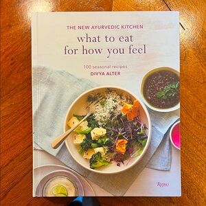 Rizzoli Ayurvedic Cookbook - Cream and Purple Cover